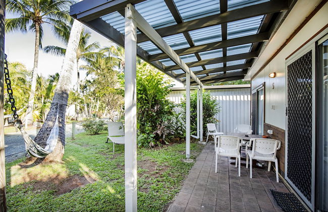 Bush Village Holiday Cabins - Photo 52