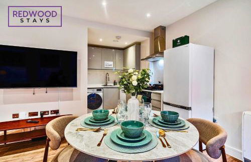 Brand New Town Center, Free Fast WiFi, Balcony By Redwood Stays - Foto 57