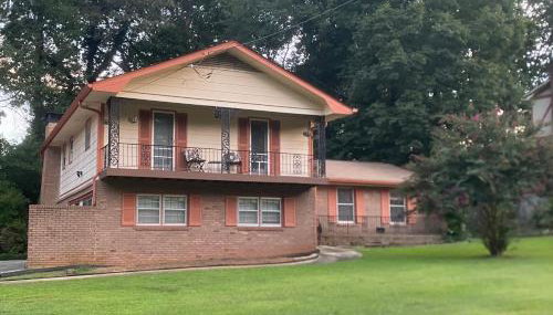 Peaceful 4BR Haven in Stn Mtn-Large Gameroom - Foto 1