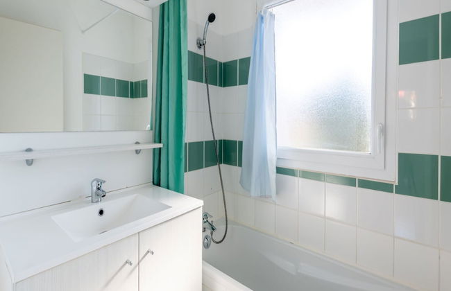 House Near Lake Biscarrosse - Photo 7