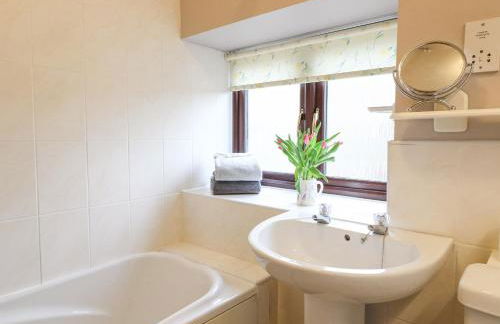 Dove Cottage - Photo 16