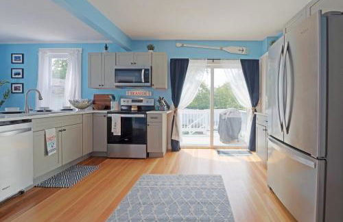 Beautiful Modern Beach House! - Photo 22