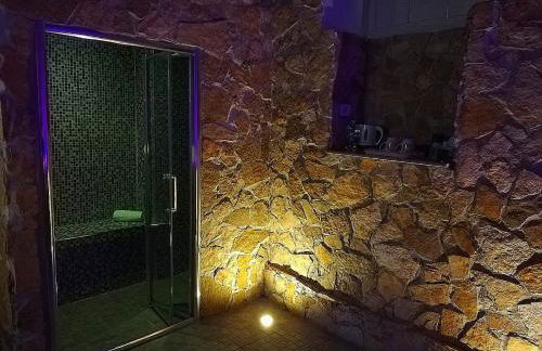 SPA SUITE SICILIA - Intera casa con spa privata Jacuzzi Sauna Bagno di Vapore - Foto 6