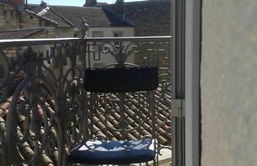 Les 7 balcons, Comédie-Corum-Gare, Parking, Spacieux Lumineux Haussmannien - Foto 3