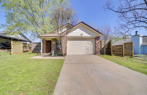Barling Vacation Rental Fenced-In Yard with Hot Tub - Foto 25