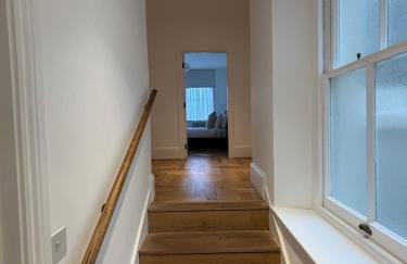 FOX ON THE HOE - Luxury Apartment accommodation - Photo 16