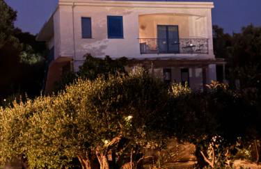 TENUTA TAURIANUM PanoramicHouse e PanoramicB&B - Photo 6