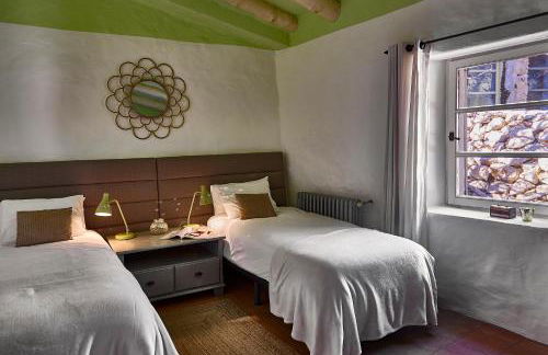 Sitges Hill Retreats-Masia Nur 22 bedrooms divided over 9 houses for max 44 guests - Foto 65