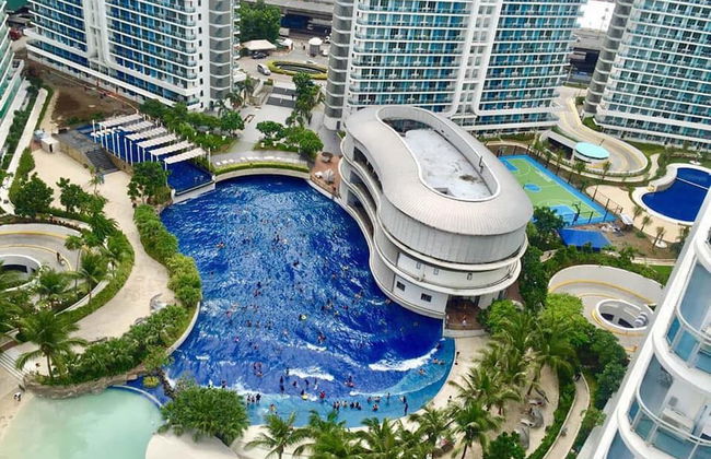 Azure Beach Club Paris Hilton - Foto 1