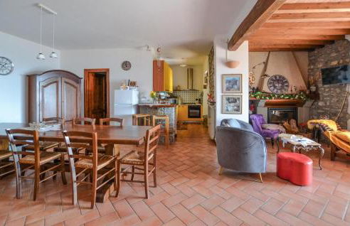 Amazing Apartment In Caprese Michelangelo - Foto 6