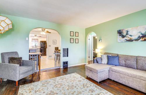 Game Room and Fire Pit West Mifflin Home! - Foto 6