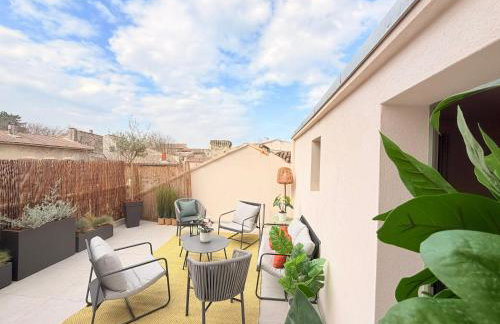 Maison familiale rénovée avec terrasse, 4 chambres, proche L'Isle-sur-la-Sorgue - Foto 1
