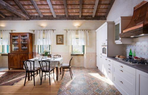 Villa Malini with Pool, Sauna and Fenced Garden - Foto 16