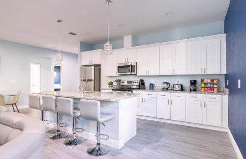 Luxury Tampa Home with Game Room and Theater - Foto 10