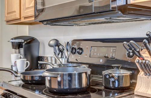 Chic Poolside Oasis - Karaoke - BBQ - Games - Foto 34