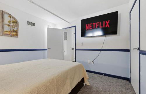 New Downtown Indy 3BR Retreat Sleeps 10 - Arcade - Foto 40