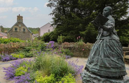 Lower Vestry - Photo 22