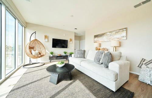 NEW Organic Modern Luxury 1BD/1BA- close to everything! - Foto 1