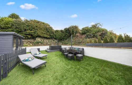 Elevated Escape - Hot tub, sauna, rooftop terrace - Foto 44