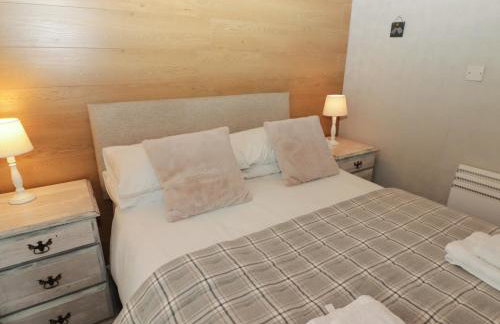 The Bird House - Photo 17