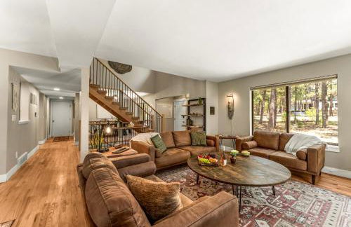 Spacious Comfort in Scenic Monument - Foto 9