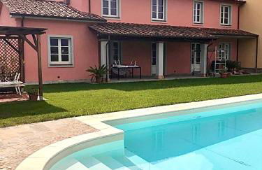 Villa Giulia a Montecarlo - Foto 1