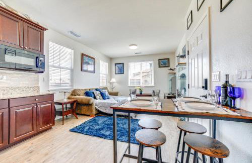 WWII Aviation-Themed Apt in Sparks Near Parks! - Foto 2