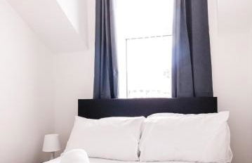 Spacious 4Bed Parking & Wi-Fi - Contractor Stays - Foto 14