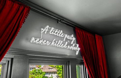 Gatsby House Luxe 3BR Game Room Hot Tub - Foto 50