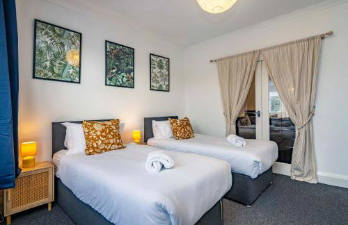 University View-Off-Street Parking-Sleeps 8-Fast WiFi - Foto 50