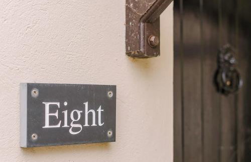 Number Eight - Ukc4971 - Foto 17