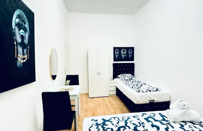 5BR Apartment Near Kaufpark Alterlaa - Foto 1