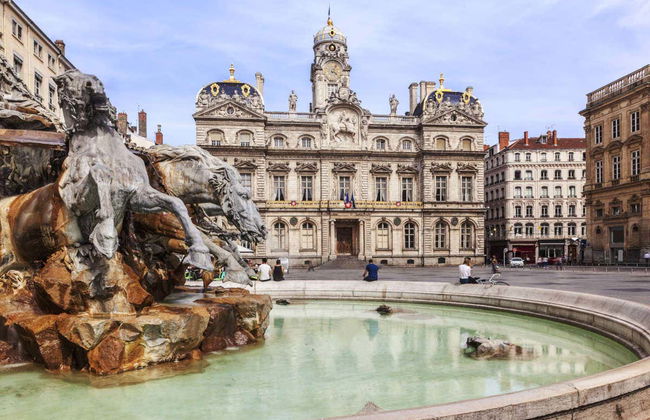 Lyon Private Walking Tour - Photo 6