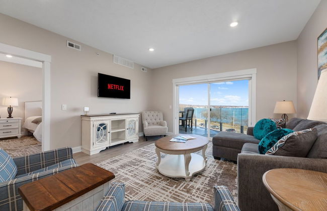 539 Bay St. Lake View Condo Unit 202W - Foto 18