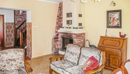 Nice Home In Pl-76-113 Postomino - Foto 4