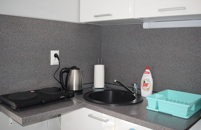 Apartment in the center with a balcony - Photo 5