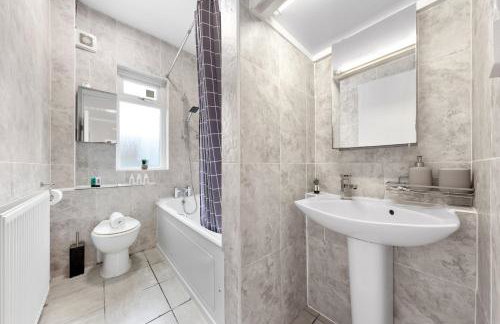 Duplex 3 Bed Apartment - Near Station - Golders Green - Central London - Foto 56