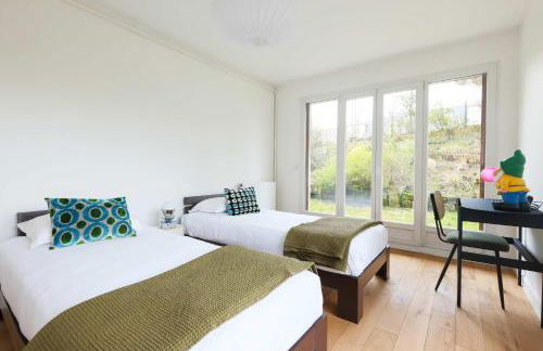 Garden Suite Suresnes 5 persons 2 BR near La Defense - Foto 12