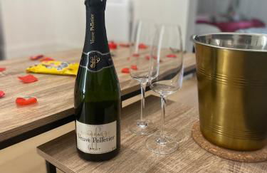 Love Room avec jacuzzi & lit King Size - Foto 13