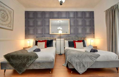 Portsmouth Maisonette with 5 Beds and Pool Table - Foto 13