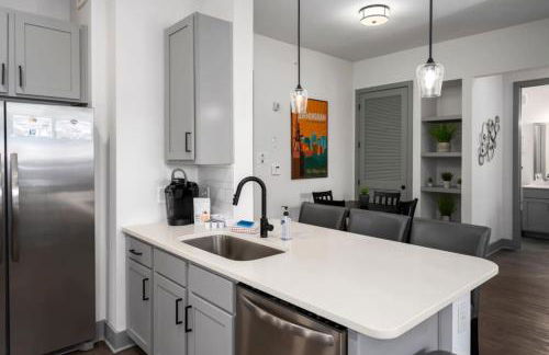 Luxury Apt with shopping and restaurants - Foto 20