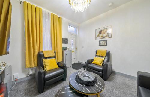 Contractor-friendly Home in Stoke with Free Parking - Foto 9