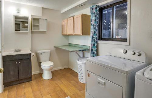 7 Mi to Munsinger Gardens Sartell Home with Deck - Foto 18