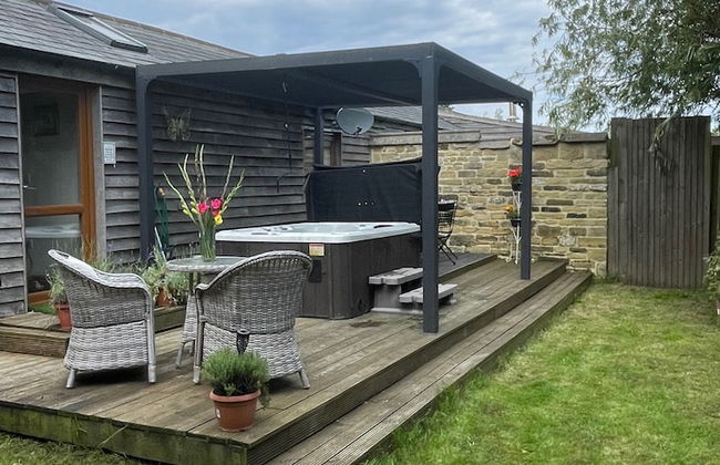 Meagill Cottage, Sleeps 4 With Hot Tub & Parking - Foto 18