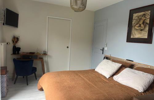 Maison de standing, jardin & BBQ - Circuit 24H à 5 min - Photo 9