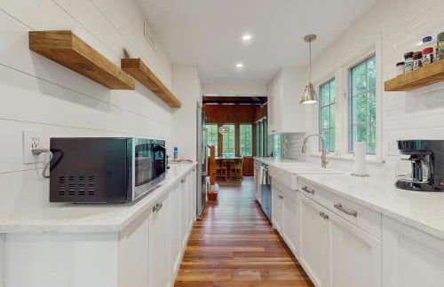 Hillside Cottage - Photo 8