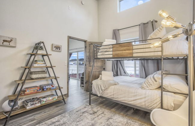 2BD Mtn Family Getaway w/ King Suite - Foto 4