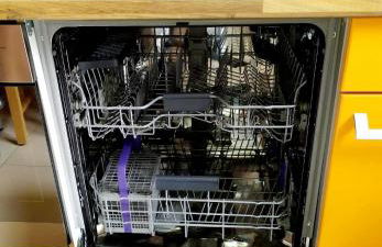 Helles Apartment mit Balkon am Großen Garten nahe Stadtzentrum - Foto 17