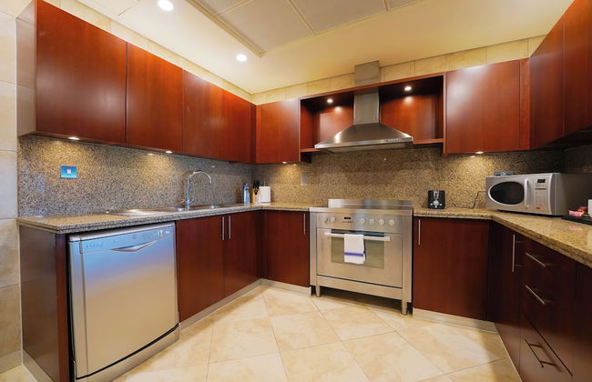 Blue Beach Tower - Photo 41