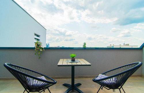 Flexible SelfCheckIns 93 - Zagreb - Garage - Balcony - Bedroom - Photo 5